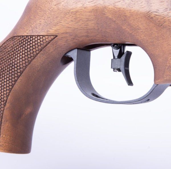 BSA Ultra CLX PCP Air Rifle, Beech – (.177/4.5mm – 12shot- Wood Finish) BSA Ultra CLX PCP Air Rifle, Beech – (.177/4.5mm – 12shot- Wood Finish)