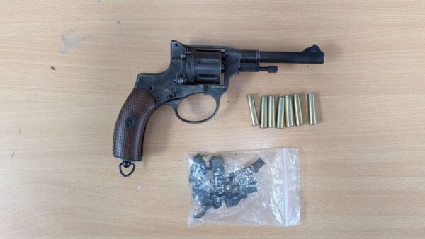 WinGun Nagant M1895 Co2 revolver