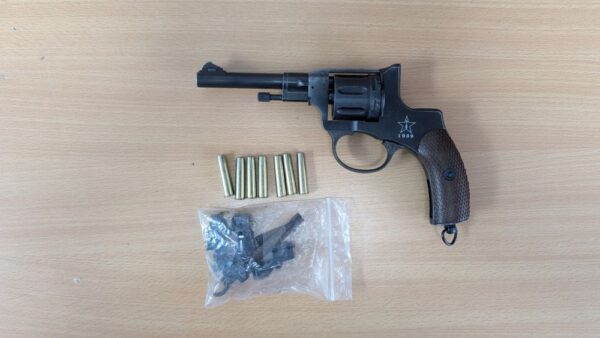 WinGun Nagant M1895 Co2 revolver